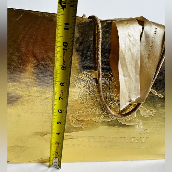 Authentic Burberry Gold Paper Shopping Bag Gold Knight Logo Discounted - Picture 6 of 9